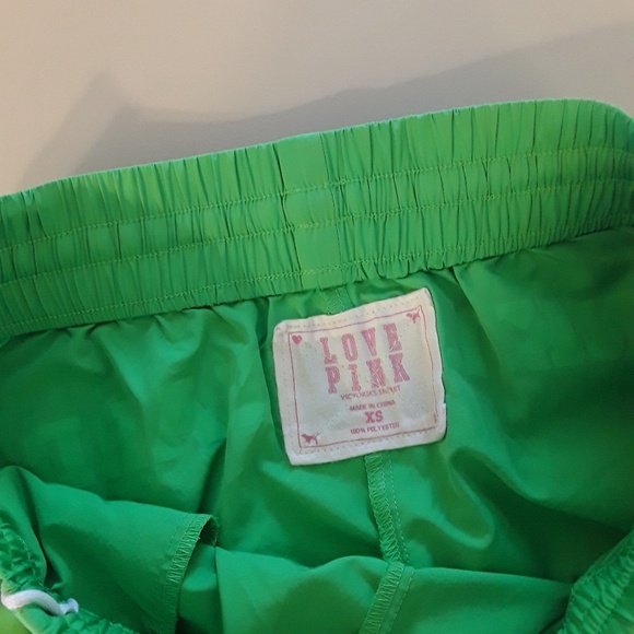 Pink Victoria's Secret shorts XS - Picture 3 of 3